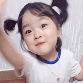 DƬ